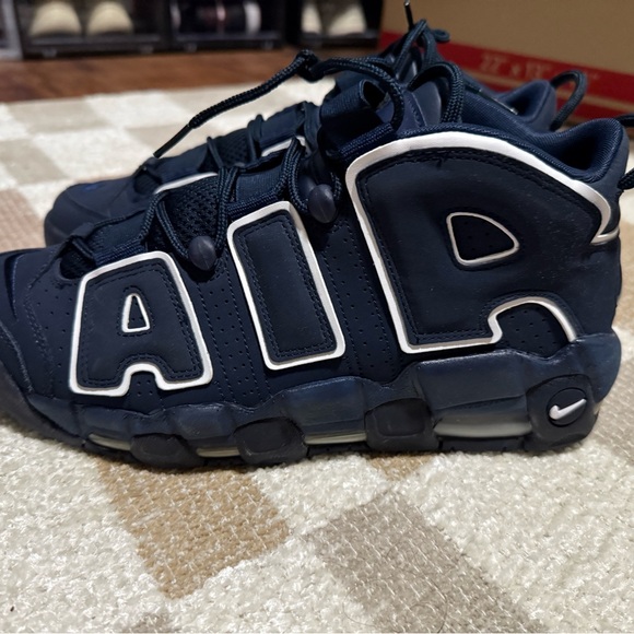 Nike.. upwhatever - Picture 2 of 5